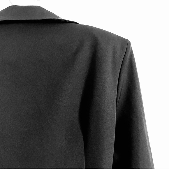 PrettyLittleThing Charcoal Double Breasted Asymmetric Hem Blazer Dress 6 NWT - Picture 7 of 7